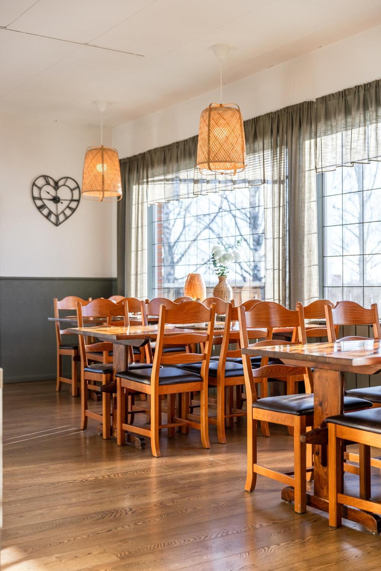 מורה Hotell Kung Goesta By First מראה חיצוני תמונה