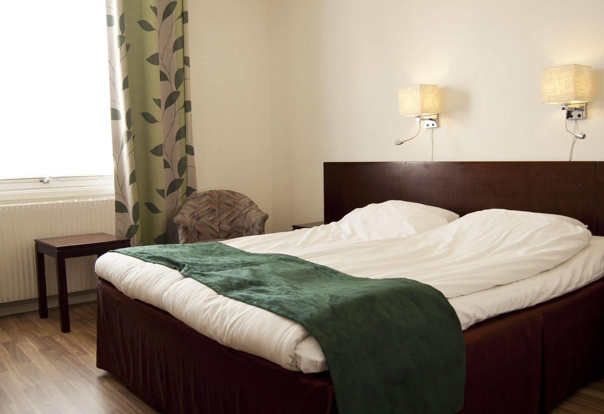 מורה Hotell Kung Goesta By First מראה חיצוני תמונה